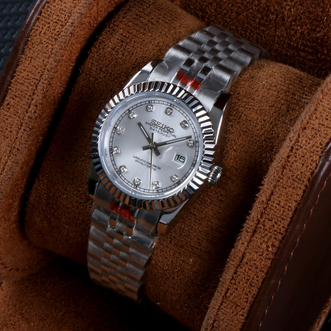 SeikoDate white dames