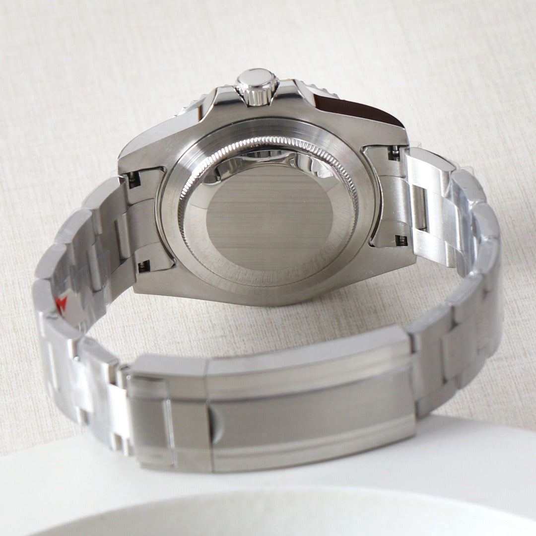 Seikomariner Poker white